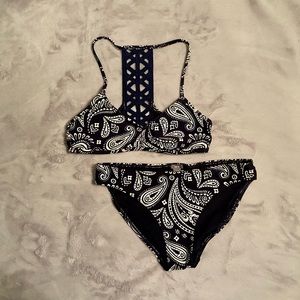 Aerie Bikini Set- Navy/white Paisley- S/M